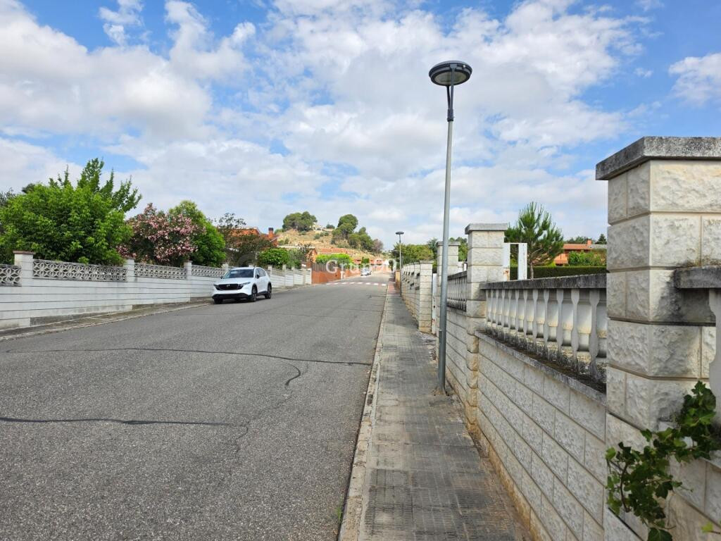 ¡Oportunidad  en Alpicat! Parcela de 2.508 m2 en Urbanizació - foto 2