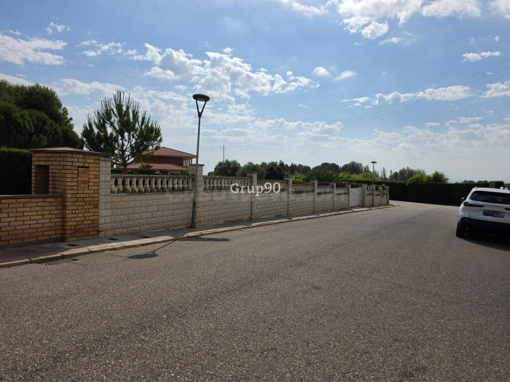 ¡Oportunidad  en Alpicat! Parcela de 2.508 m2 en Urbanizació - foto 4