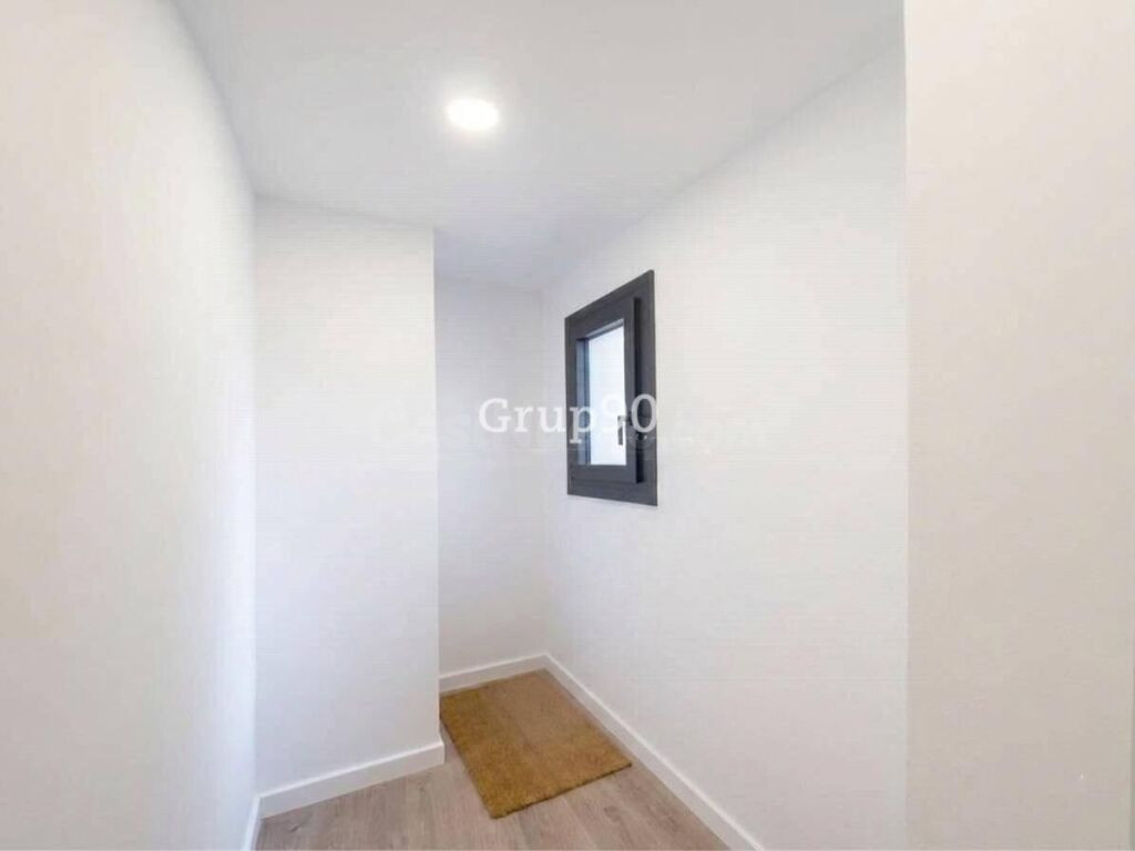 Piso señorial reformado a estrenar en Av. Madrid – Centro de - foto 14