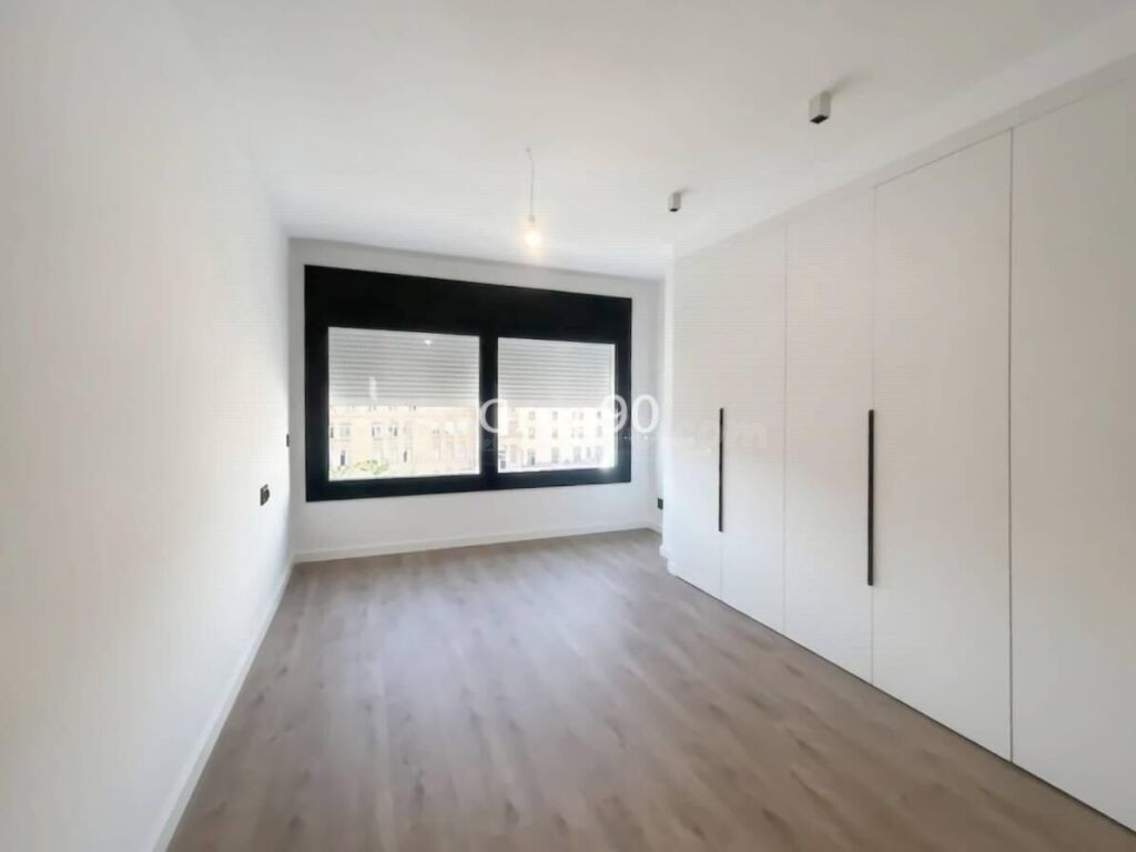 Piso señorial reformado a estrenar en Av. Madrid – Centro de - foto 23