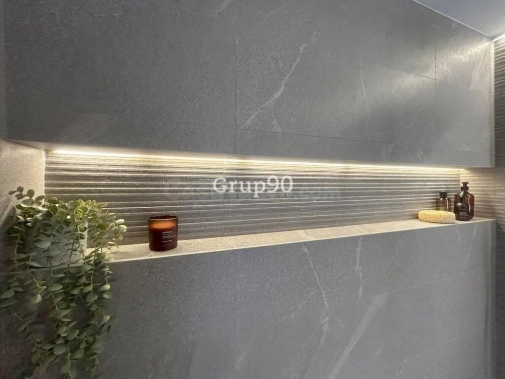 Piso señorial reformado a estrenar en Av. Madrid – Centro de - foto 26
