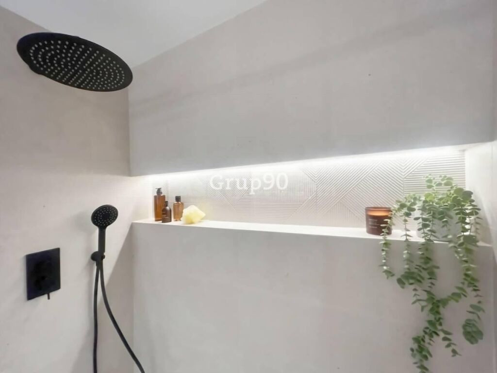 Piso señorial reformado a estrenar en Av. Madrid – Centro de - foto 37