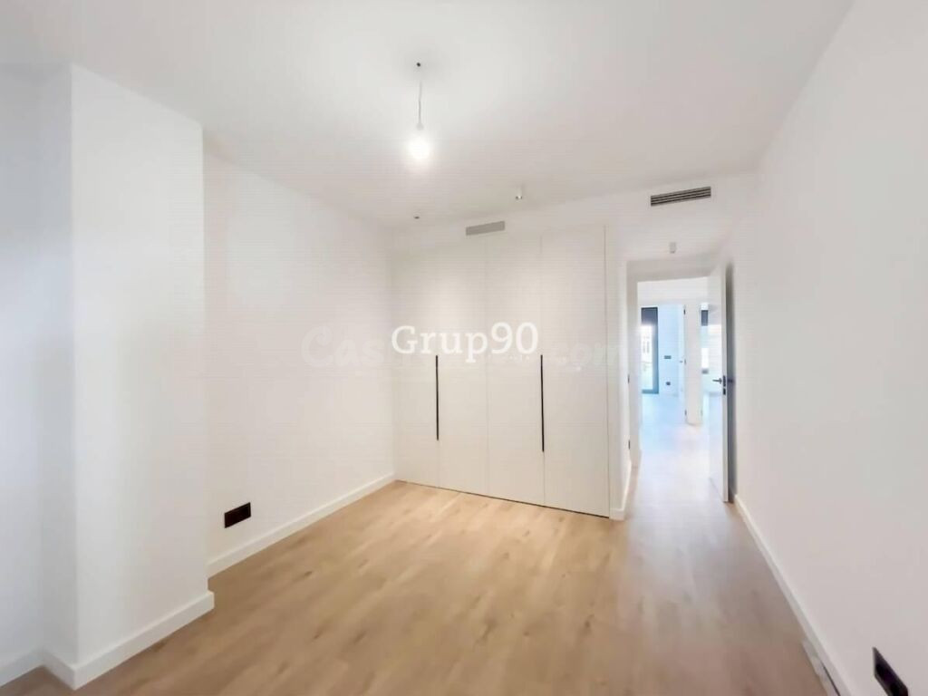 Piso señorial reformado a estrenar en Av. Madrid – Centro de - foto 45