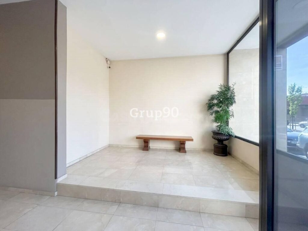 Piso señorial reformado a estrenar en Av. Madrid – Centro de - foto 48