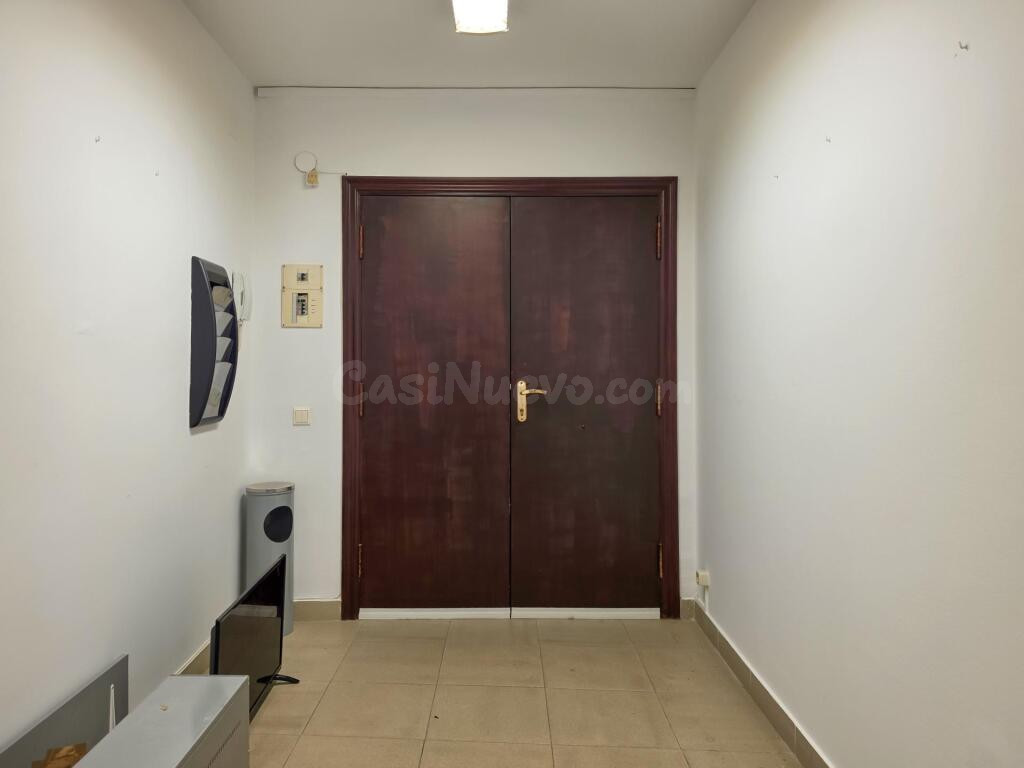 Gran Oficina céntrica con terraza - foto 21