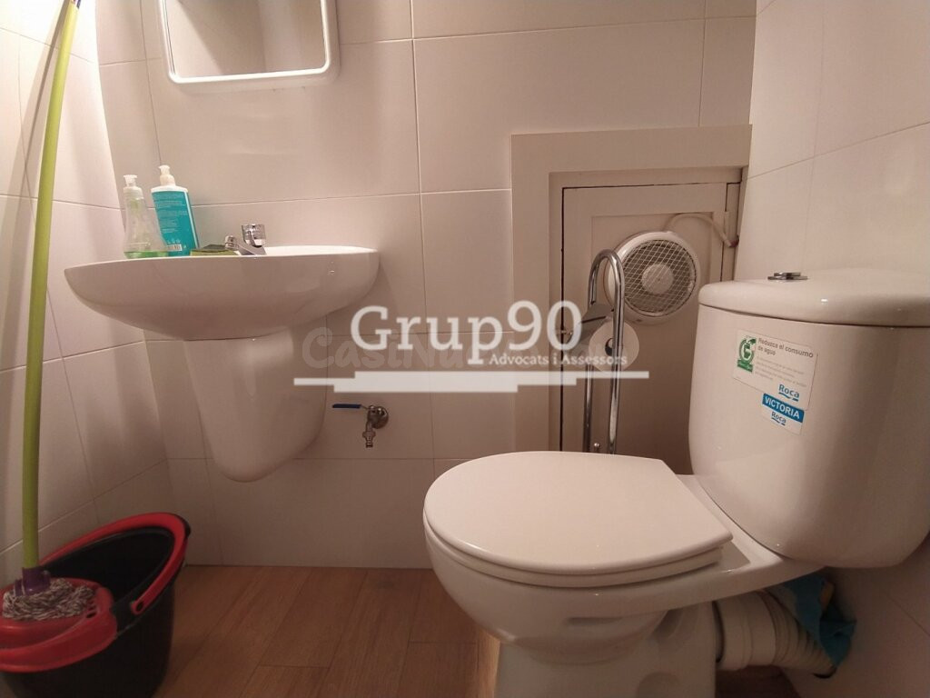 OPORTUNIDAD PARA TU NEGOCIO !! LOCAL EN EL EIX COMERCIAL - foto 19