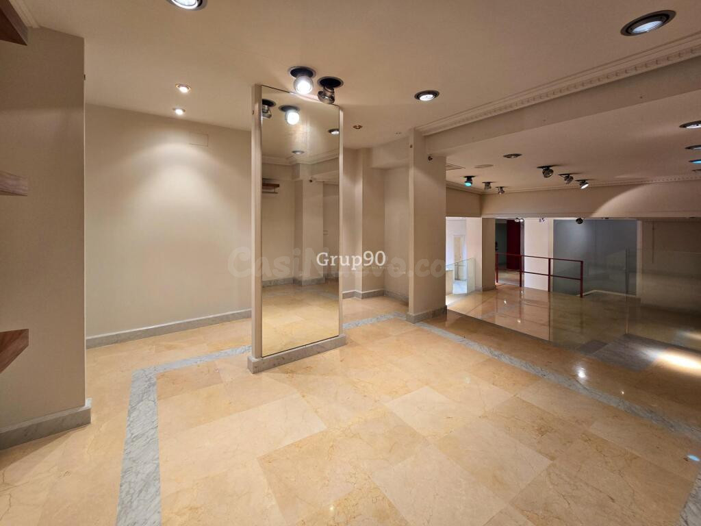 LOCAL COMERCIAL EN ZONA RICARDO VINYES - foto 11