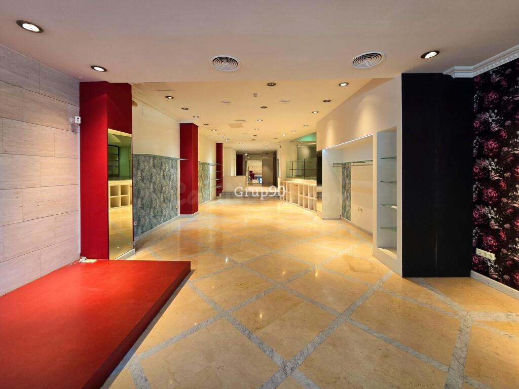 LOCAL COMERCIAL EN ZONA RICARDO VINYES - foto 4