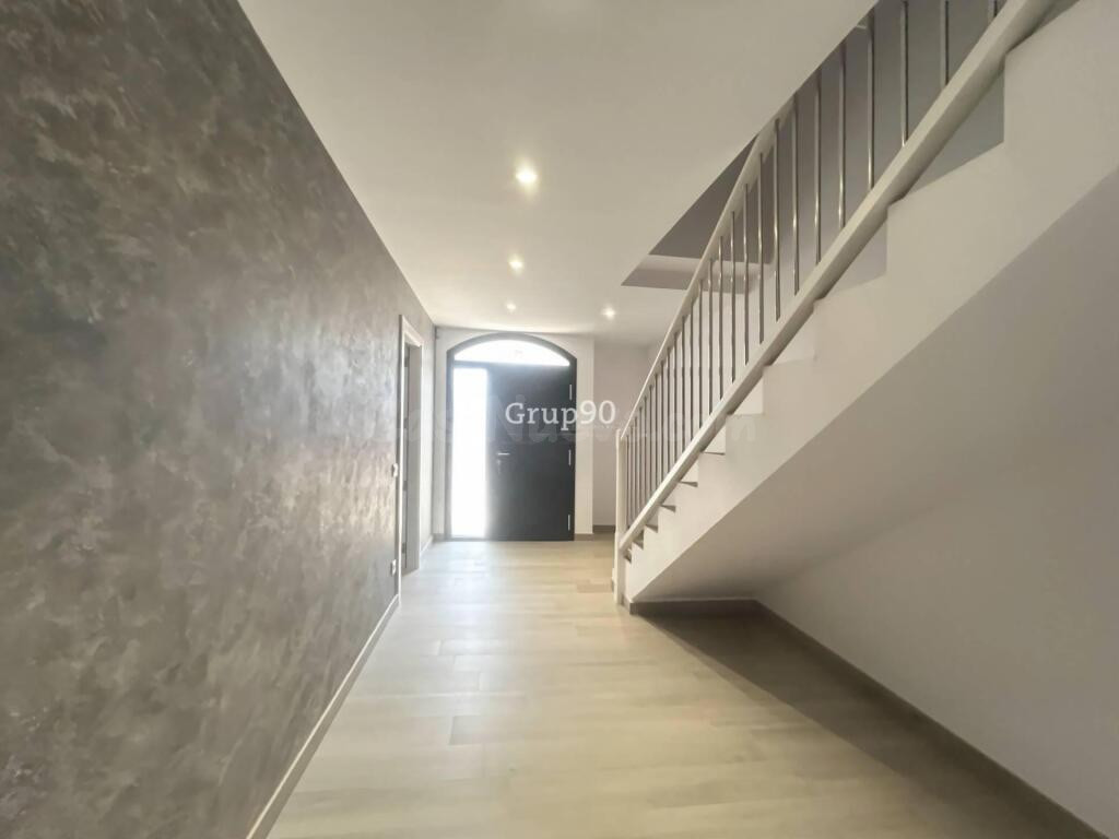 ? ESPECTACULAR CASA SEMINUEVA EN IVARS D’URGELL – ESPACIO, P - foto 17