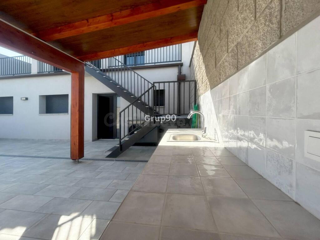 ? ESPECTACULAR CASA SEMINUEVA EN IVARS D’URGELL – ESPACIO, P - foto 24