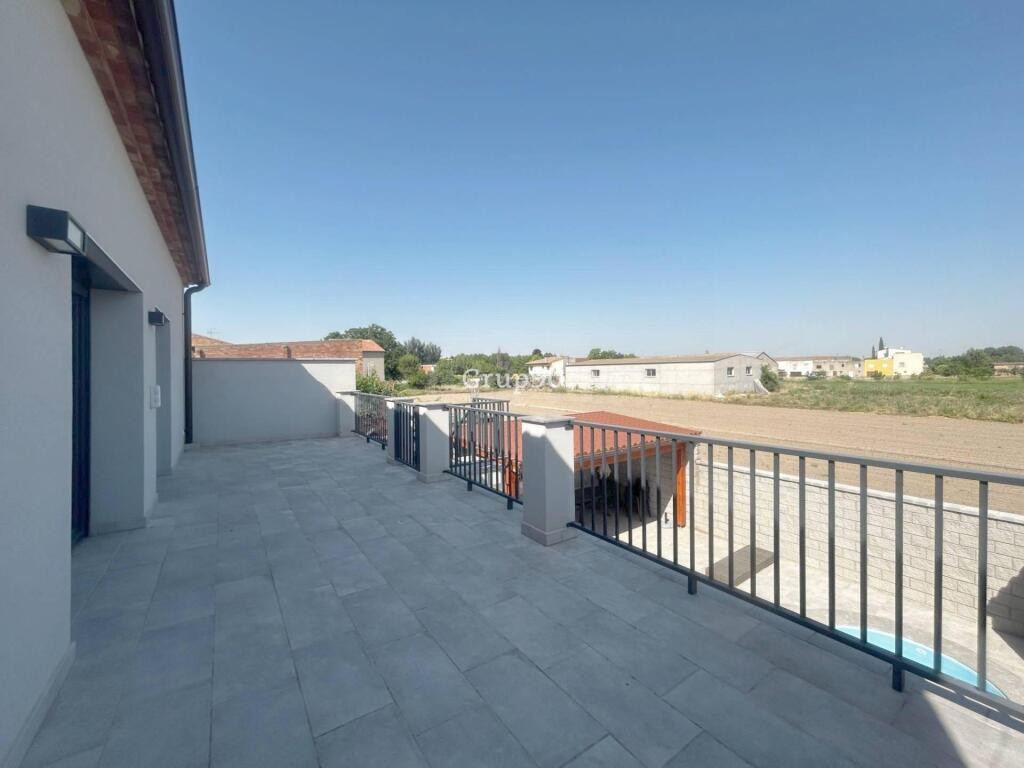 ? ESPECTACULAR CASA SEMINUEVA EN IVARS D’URGELL – ESPACIO, P - foto 37