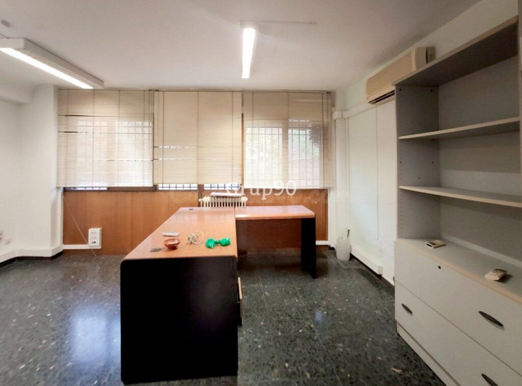 Gran local comercial en Passeig de Ronda, Lleida - foto 11