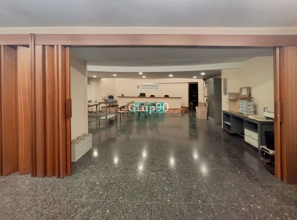 Gran local comercial en Passeig de Ronda, Lleida - foto 15