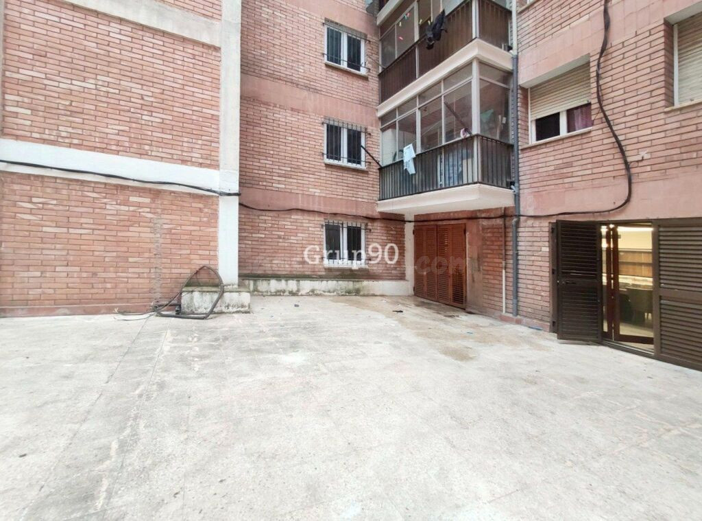 Gran local comercial en Passeig de Ronda, Lleida - foto 20