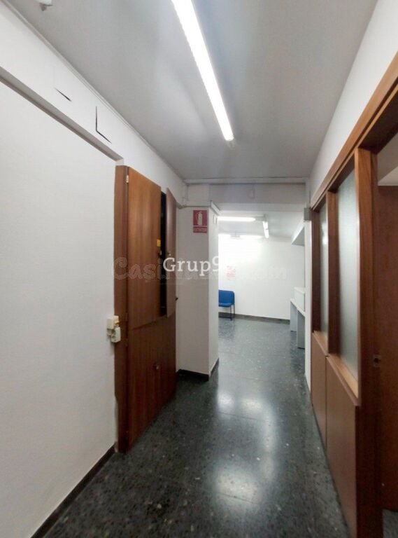 Gran local comercial en Passeig de Ronda, Lleida - foto 27