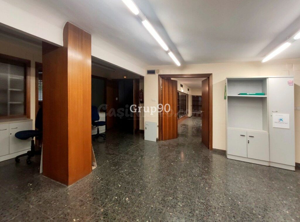 Gran local comercial en Passeig de Ronda, Lleida - foto 41