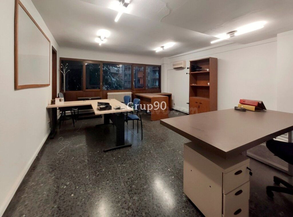 Gran local comercial en Passeig de Ronda, Lleida - foto 43