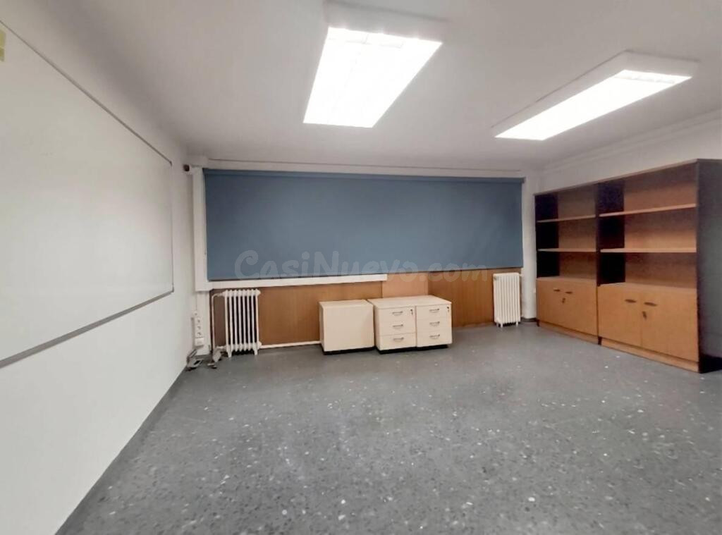 Gran local comercial en Passeig de Ronda, Lleida - foto 6