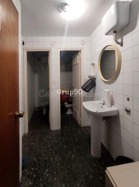 Gran local comercial en Passeig de Ronda, Lleida - foto 58