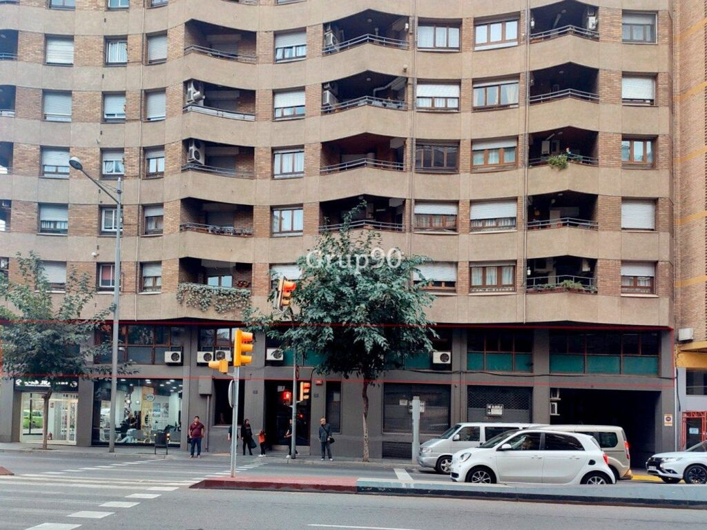 Gran local comercial en Passeig de Ronda, Lleida - foto 65