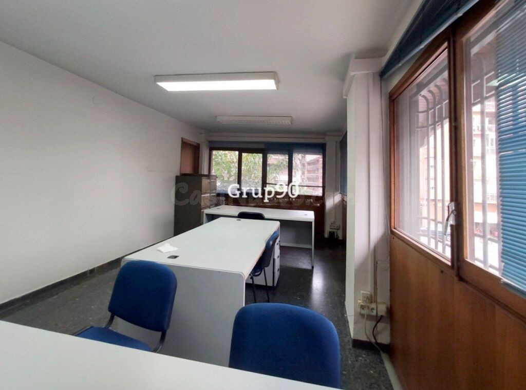 Gran local comercial en Passeig de Ronda, Lleida - foto 11