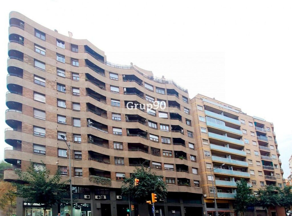 Gran local comercial en Passeig de Ronda, Lleida - foto 14