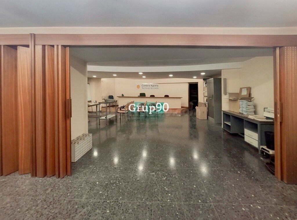 Gran local comercial en Passeig de Ronda, Lleida - foto 15