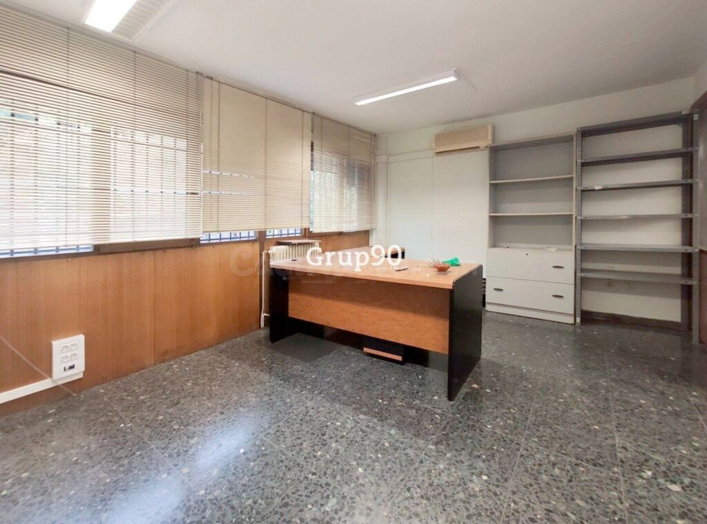 Gran local comercial en Passeig de Ronda, Lleida - foto 17