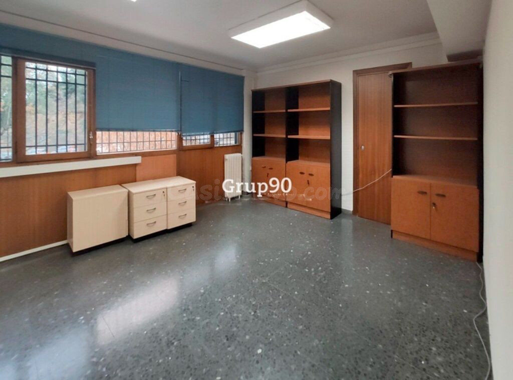 Gran local comercial en Passeig de Ronda, Lleida - foto 24