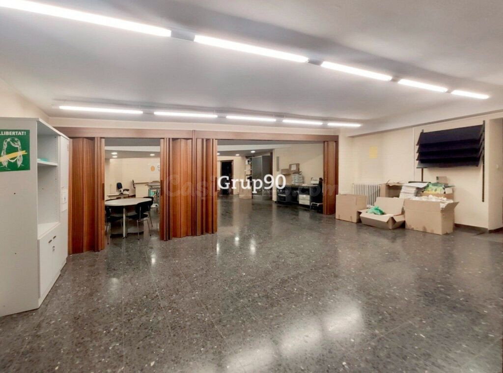 Gran local comercial en Passeig de Ronda, Lleida - foto 40