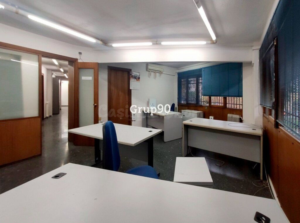 Gran local comercial en Passeig de Ronda, Lleida - foto 46