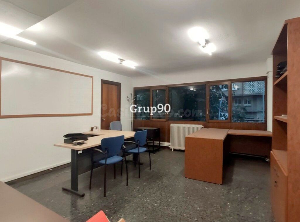 Gran local comercial en Passeig de Ronda, Lleida - foto 49
