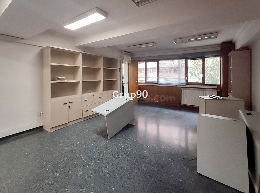 Gran local comercial en Passeig de Ronda, Lleida - foto 51