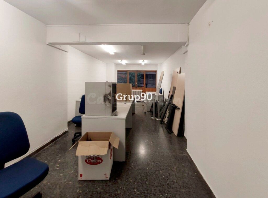 Gran local comercial en Passeig de Ronda, Lleida - foto 57