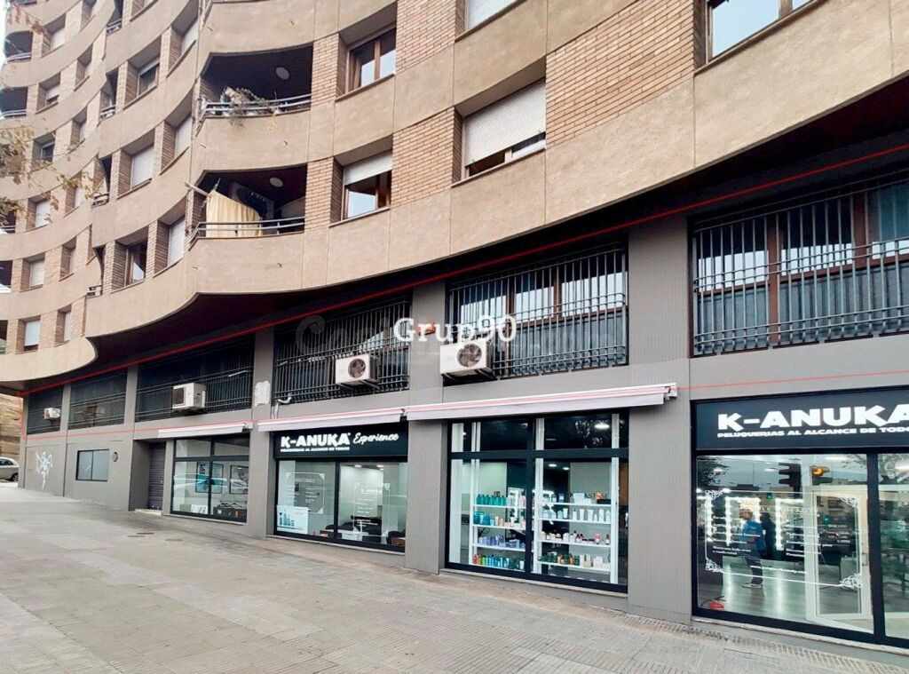 Gran local comercial en Passeig de Ronda, Lleida - foto 67