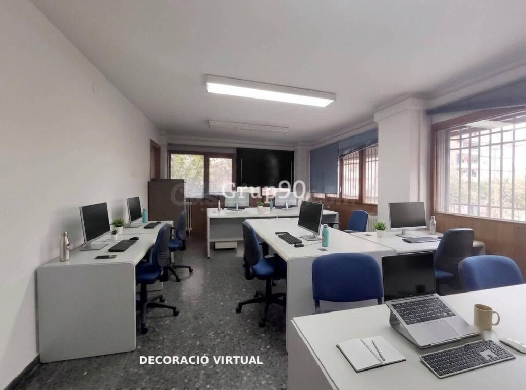 Gran local comercial en Passeig de Ronda, Lleida - foto 8