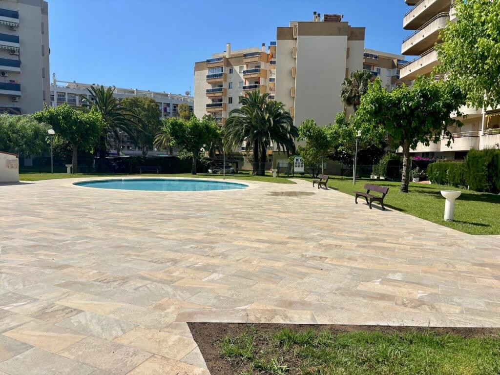 Encantador apartamento con párking en plaza Europa - foto 14