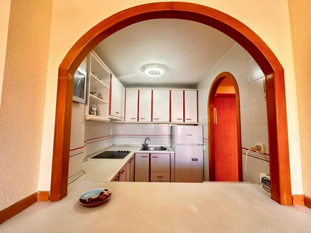 Encantador apartamento con párking en plaza Europa - foto 7
