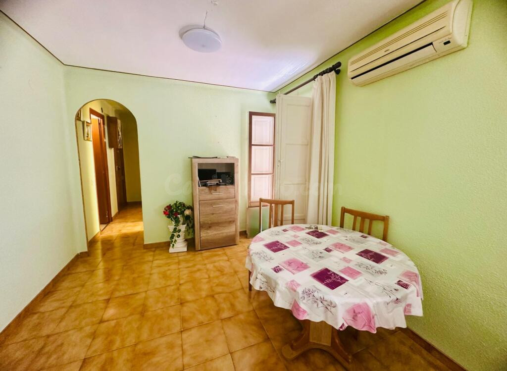 Céntrico piso para entrar a vivir en L'Aldea - foto 7