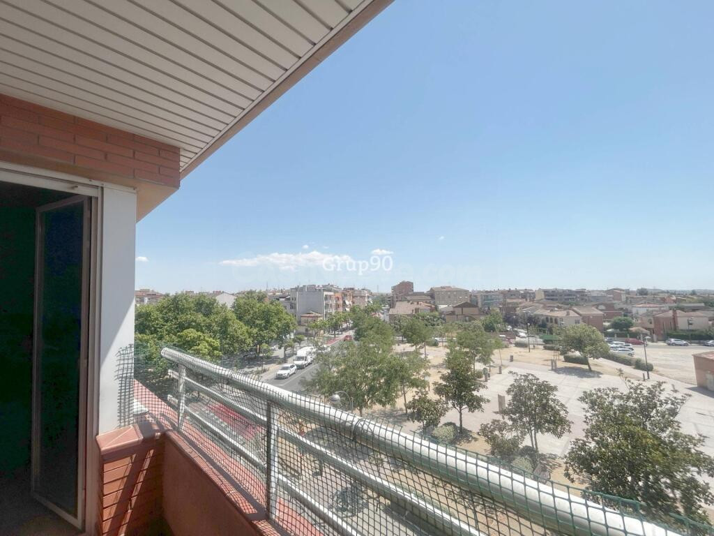 ? Piso en venta en La Bordeta para inversores o para inverti - foto 3