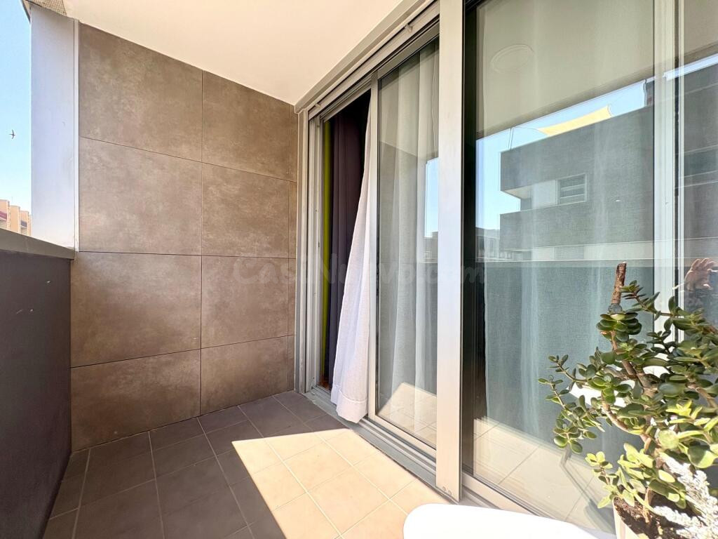 Magnífico Piso con Balcón junto al Fórum