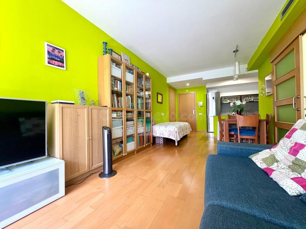 Magnífico Piso con Balcón junto al Fórum - foto 3