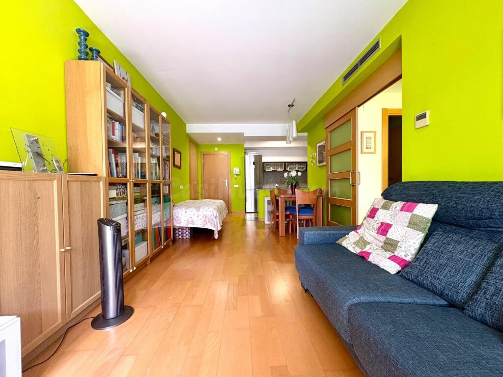 Magnífico Piso con Balcón junto al Fórum - foto 4