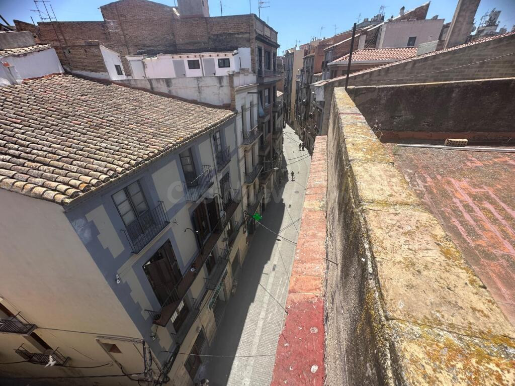 Ático gran terraza a reformar en el centro de Tortosa - foto 12