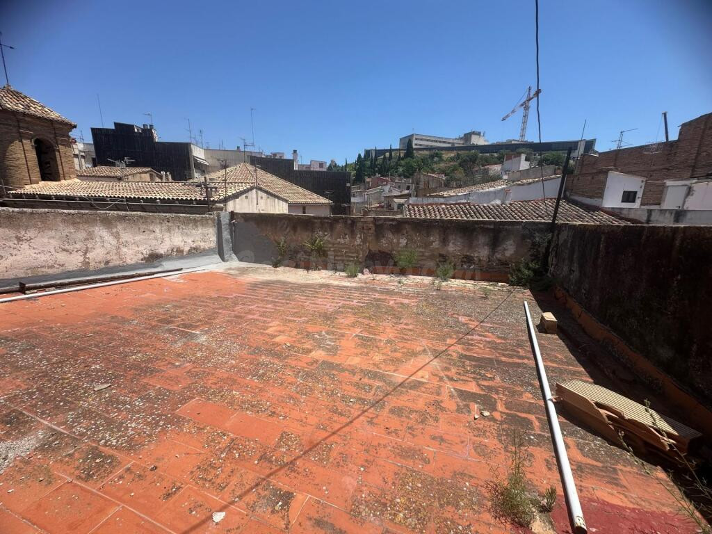 Ático gran terraza a reformar en el centro de Tortosa - foto 15