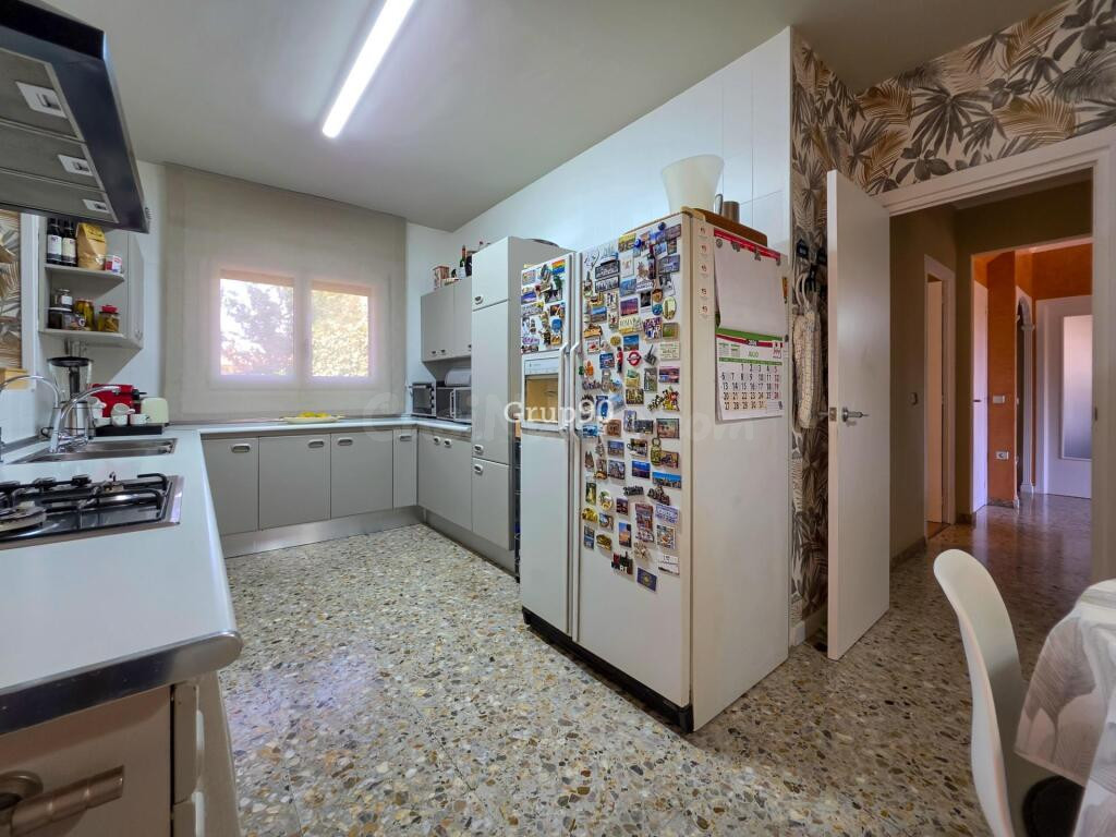 ? EXCLUSIVO CHALET INDEPENDIENTE CON PISCINA Y AMPLIA PARCEL - foto 33