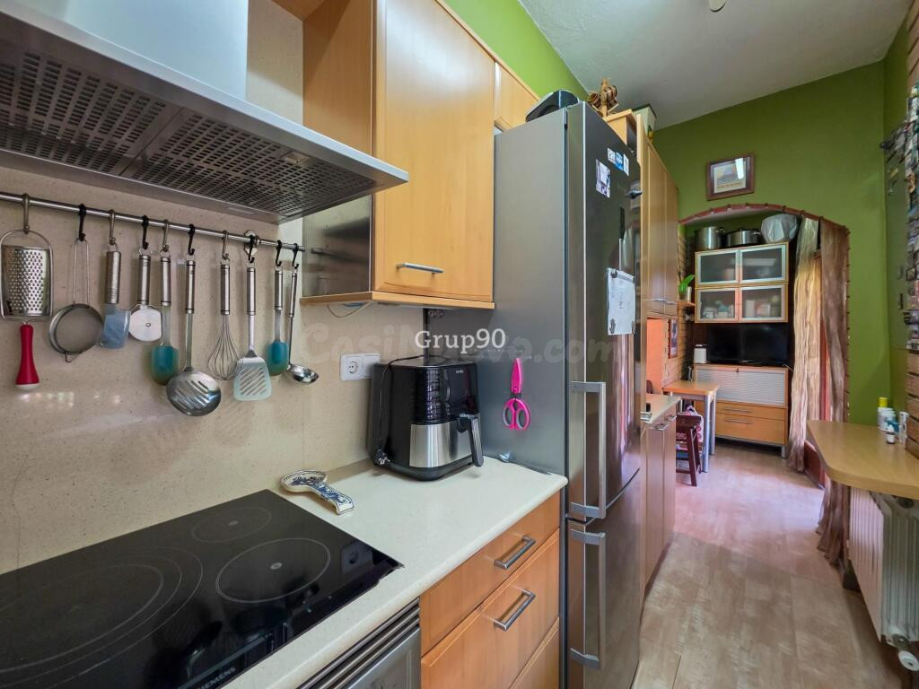 ? EXCLUSIVO CHALET INDEPENDIENTE CON PISCINA Y AMPLIA PARCEL - foto 39