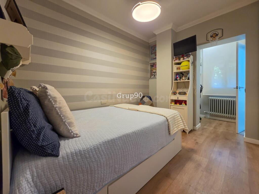 ? EXCLUSIVO CHALET INDEPENDIENTE CON PISCINA Y AMPLIA PARCEL - foto 41