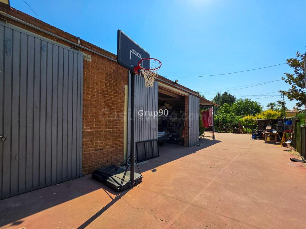 ? EXCLUSIVO CHALET INDEPENDIENTE CON PISCINA Y AMPLIA PARCEL - foto 64