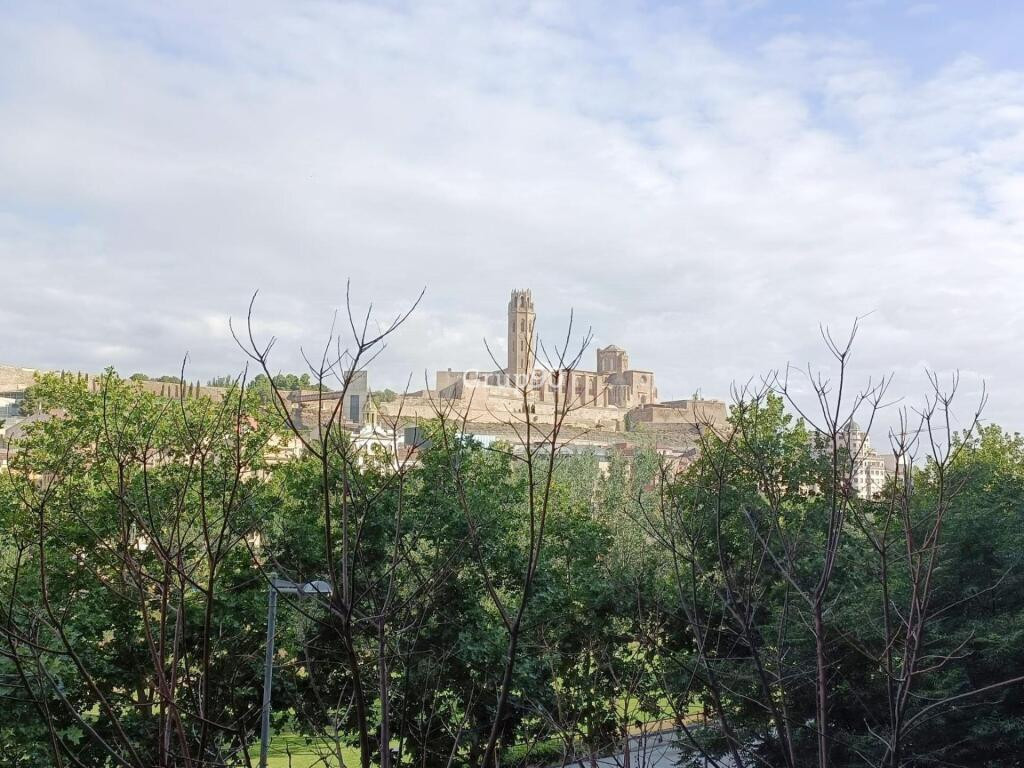 ? ¡Oportunidad para inversores! Edificio con rentabilidad en - foto 4